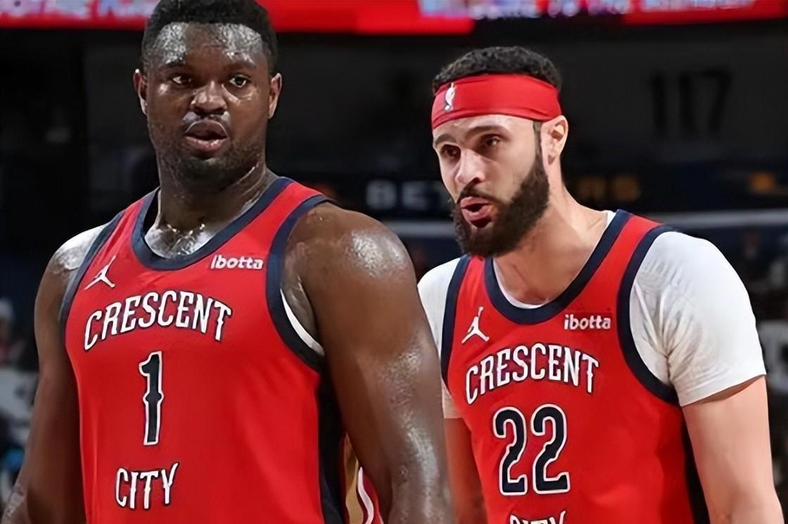 九游最新网址-帕尔马中场